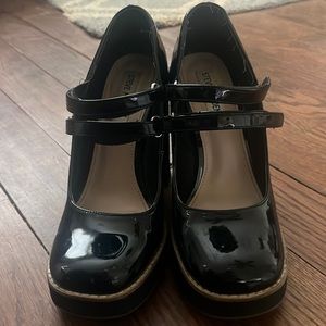 Steve Madden black patent Mary Jane block heels